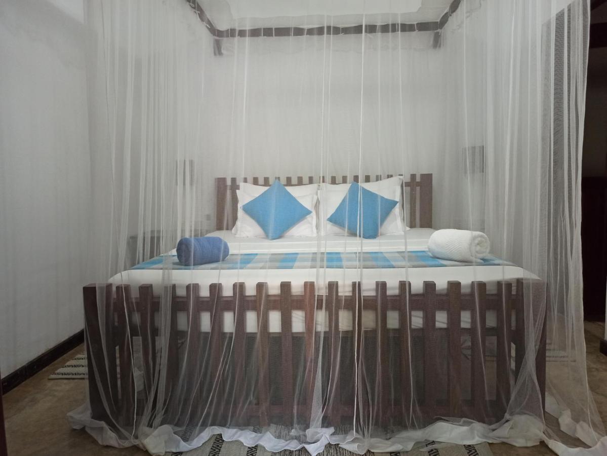 Butterfly Jewel Bed and Breakfast Unawatuna Exteriör bild